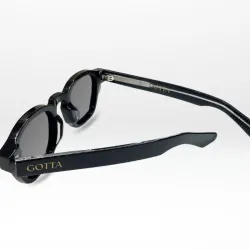 Lunettes Homme Compactes en Noir ou Écaille