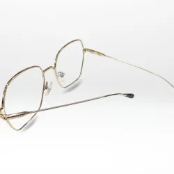 Start – Lunettes de vue femme en métal doré au style graphique | GOTTA